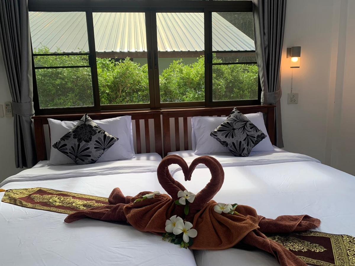 Koh Jum Paradise Resort Eksteriør bilde